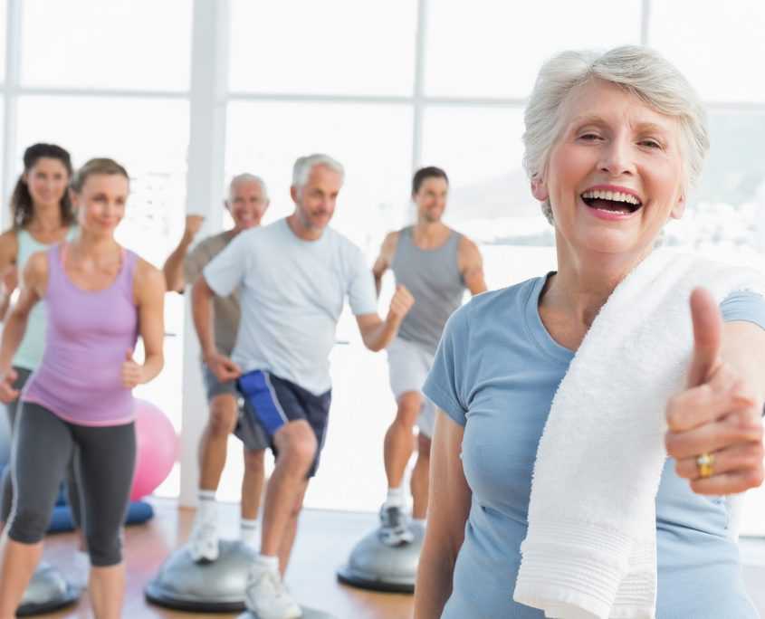 Комплекс упражнений для похудения в тренажерном зале для женщин 50 лет. возрастные нюансы | я худею