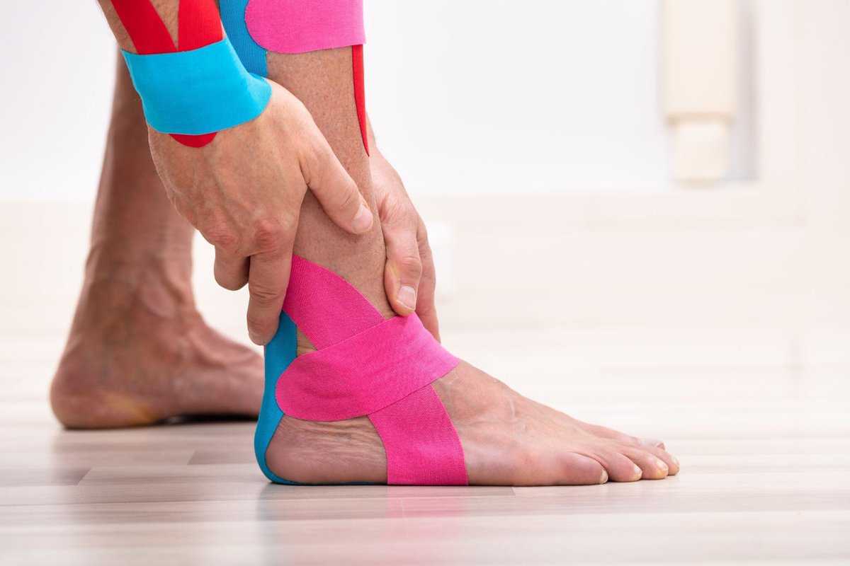 Топ-30 упражнений для растяжки ног: стоя и лежа (фото)