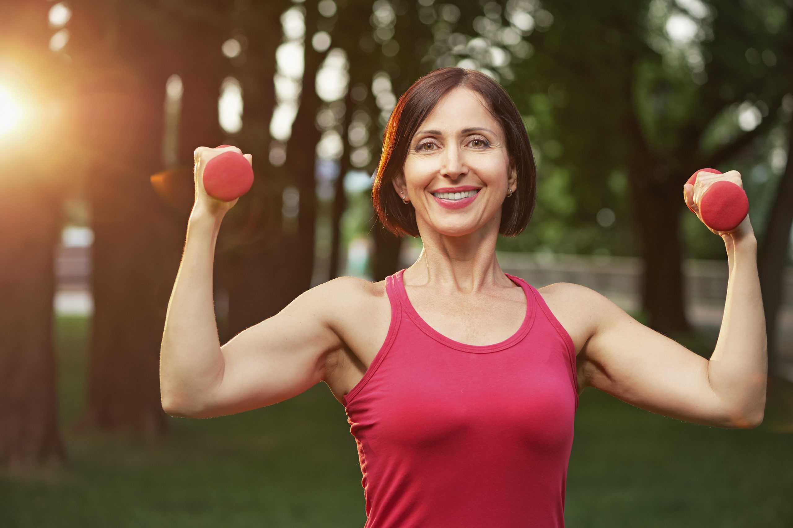 Фитнес после 40 лет для женщин - о пользе тренировок